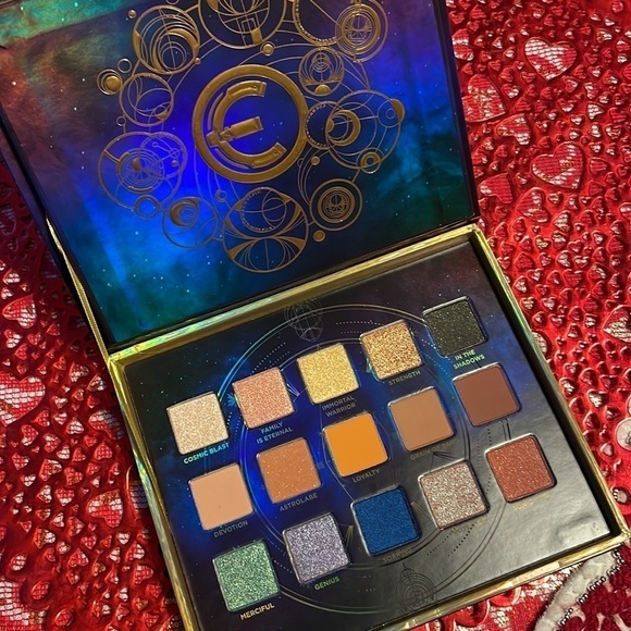 Brand New Urban Decay x Marvel 'Eternals' Eyeshadow Palette Limited Edition - Picture 11 of 15